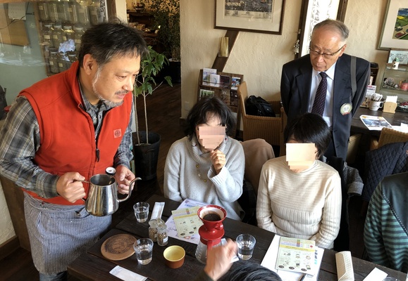 牛乳宅配と一緒に、新鮮なコーヒー豆も！